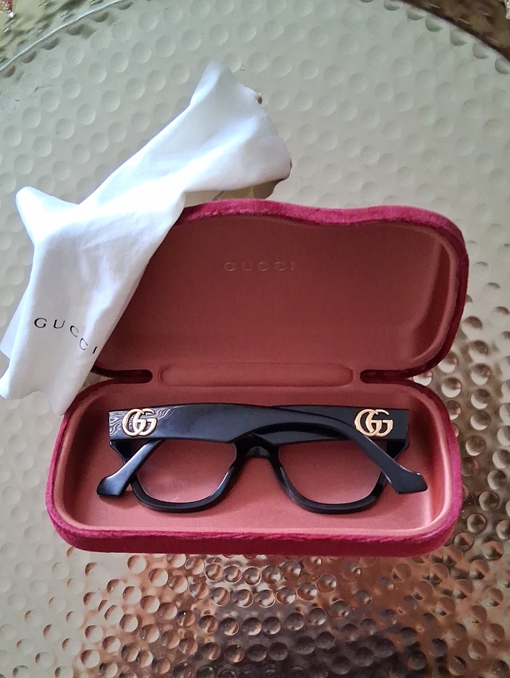 Authentic Gucci Black Women's Eyewear with Gold GG Accents + Case & Cloth